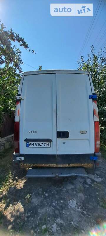 Мікроавтобус Iveco Daily 2004 в Романіву фото 2 Мікроавтобус Iveco Daily 2004 в Романіву