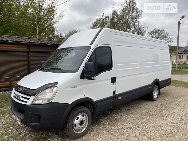 Грузовой фургон Iveco Daily 2008 в 