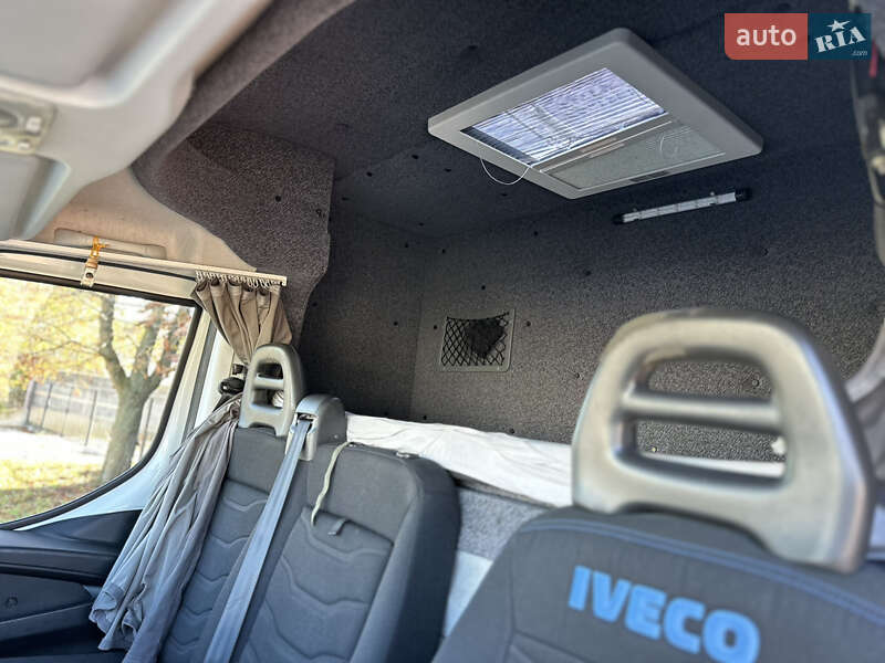 Автовоз Iveco Daily 2015 в Сарнах