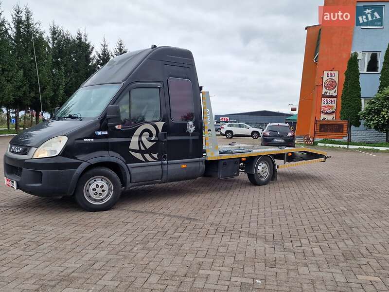 Эвакуатор Iveco Daily 2011 в 