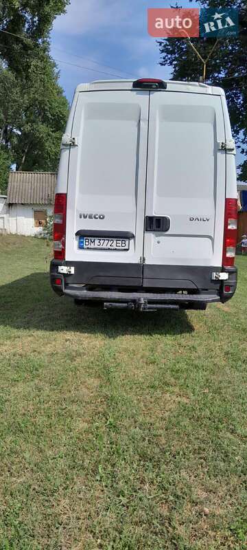 Грузовой фургон Iveco Daily 2013 в Ромнах