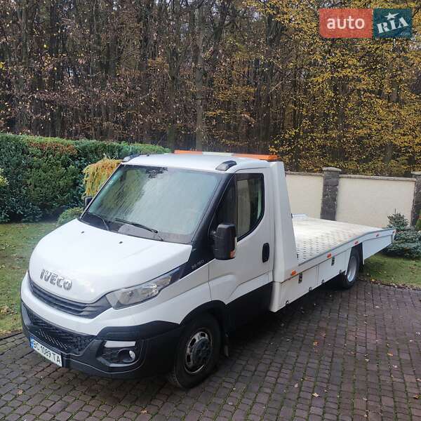 Автовоз Iveco Daily 2017 в Львове