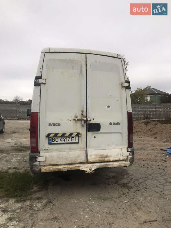 Грузовой фургон Iveco Daily 2000 в Бучаче