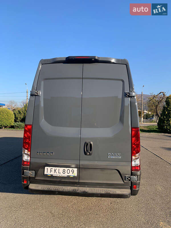 Грузовой фургон Iveco Daily 2022 в Виноградове