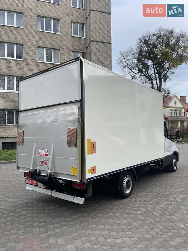 Грузовой фургон Iveco Daily 2016 в Львове