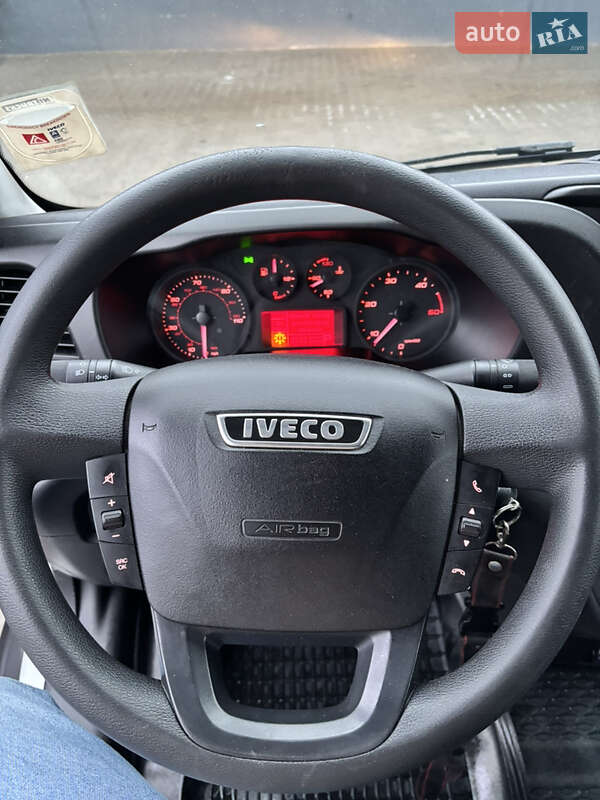 Тентованый Iveco Daily 2017 в Ровно