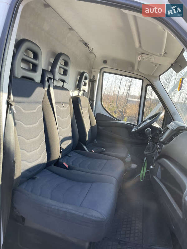 Грузовой фургон Iveco Daily 2017 в Винниках