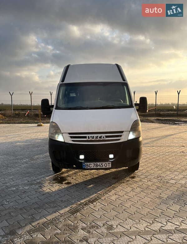 Грузовой фургон Iveco Daily 2007 в Одессе