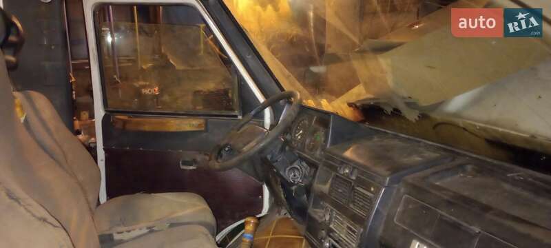 Микроавтобус Iveco Daily 1998 в Николаеве фото 3 Микроавтобус Iveco Daily 1998 в Николаеве