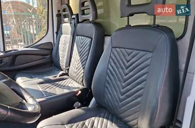 Грузовой фургон Iveco Daily 2015 в 