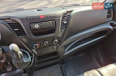 Грузовой фургон Iveco Daily 2015 в 