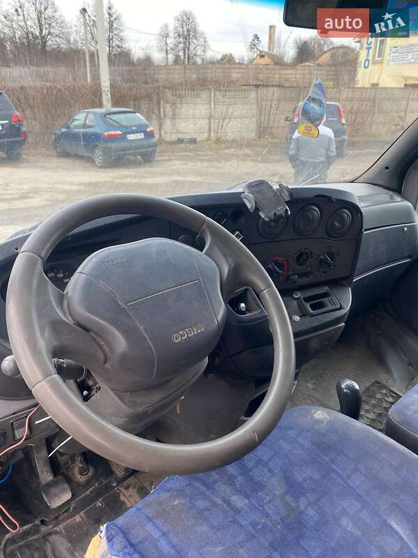 Вантажний фургон Iveco Daily 2004 в Києві