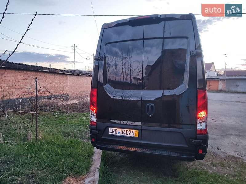 Грузовой фургон Iveco Daily 2021 в Здолбунове