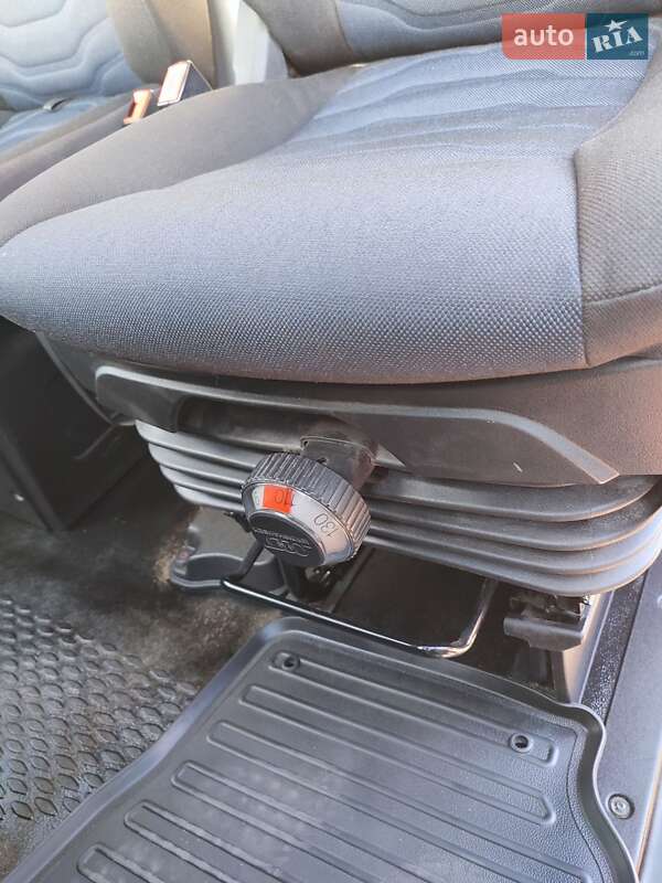 Грузовой фургон Iveco Daily 2021 в Здолбунове