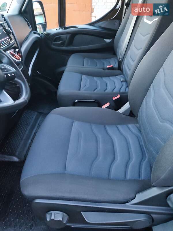 Грузовой фургон Iveco Daily 2021 в Здолбунове