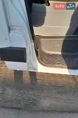 Грузовой фургон Iveco Daily 2006 в 