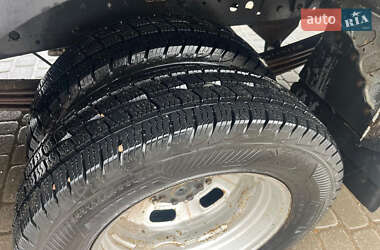 Грузовой фургон Iveco Daily 2011 в 