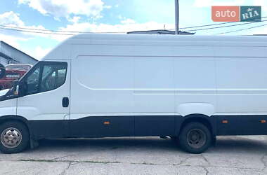 Грузовой фургон Iveco Daily 2016 в 