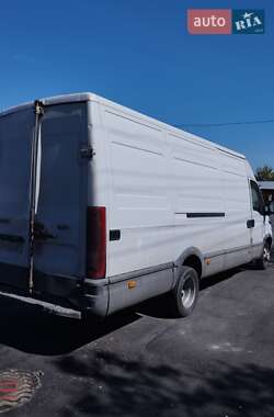 Вантажний фургон Iveco Daily 2005 в 