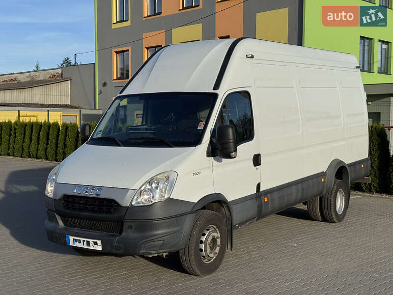 Грузовой фургон Iveco Daily 2013 в Самборе