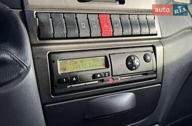Грузовой фургон Iveco Daily 2013 в 