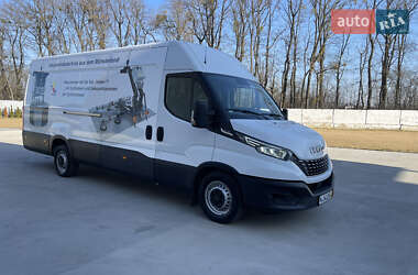 Грузовой фургон Iveco Daily 2020 в 