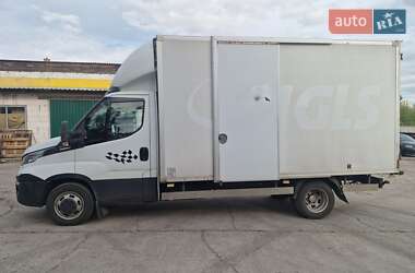 Вантажний фургон Iveco Daily 2016 в 