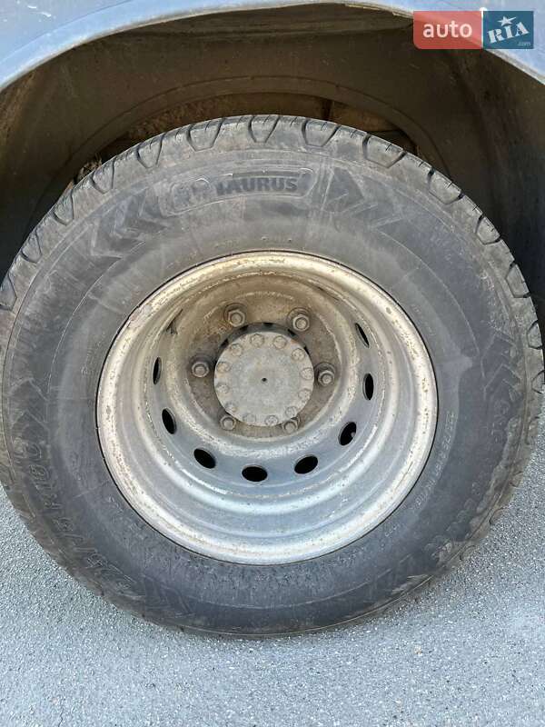 Грузовой фургон Iveco Daily 2007 в Днепре