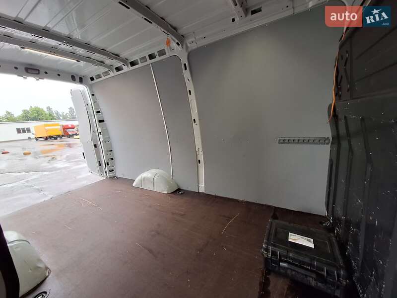 Грузовой фургон Iveco Daily 2019 в Белой Церкви