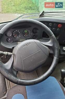 Вантажний фургон Iveco Daily 2005 в 