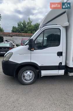 Грузовой фургон Iveco Daily 2011 в 