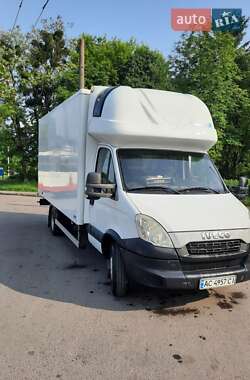 Вантажний фургон Iveco Daily 2013 в 