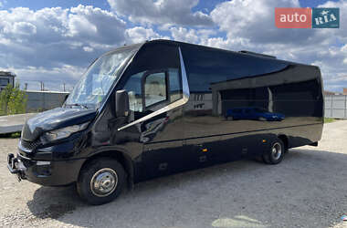 Туристический / Междугородний автобус Iveco Daily 2017 в 