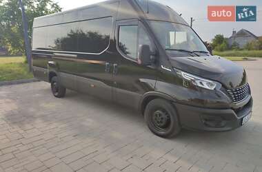 Грузовой фургон Iveco Daily 2021 в 