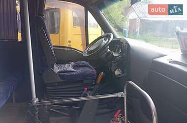 Микроавтобус Iveco Daily 2000 в 