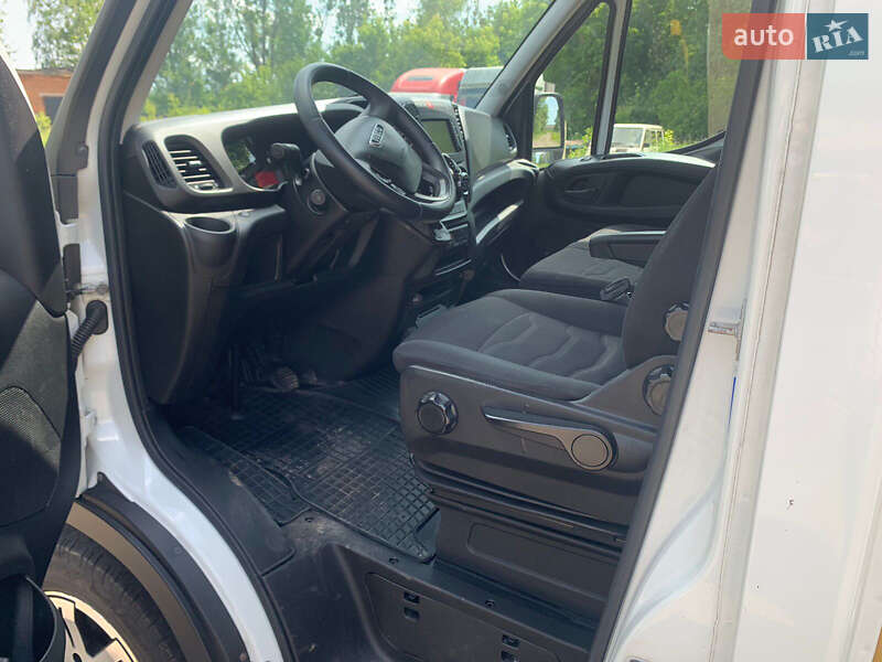 Автовоз Iveco Daily 2016 в Луцке
