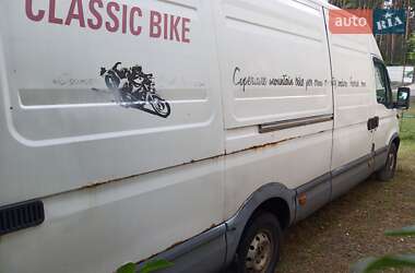 Грузовой фургон Iveco Daily 2005 в 