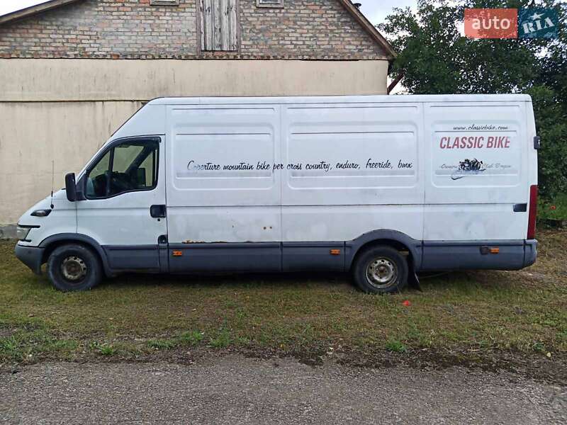 Грузовой фургон Iveco Daily 2005 в Киеве