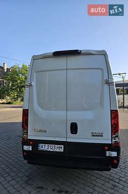 Грузовой фургон Iveco Daily 2016 в 
