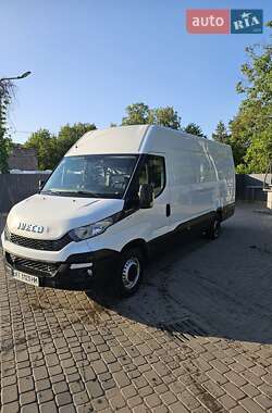 Грузовой фургон Iveco Daily 2016 в 