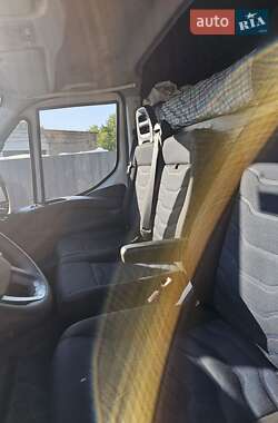 Грузовой фургон Iveco Daily 2016 в 