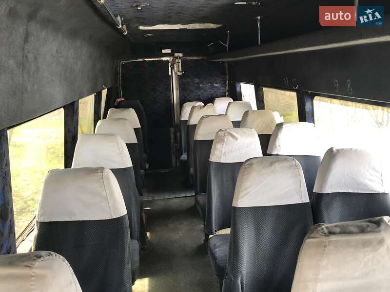 Мікроавтобус Iveco Daily 1999 в Бару фото 14 Мікроавтобус Iveco Daily 1999 в Бару
