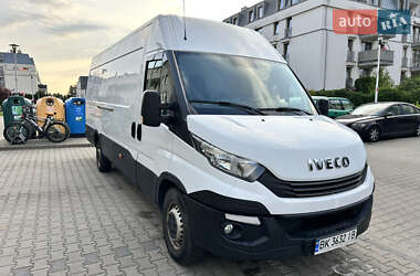 Грузовой фургон Iveco Daily 2018 в 