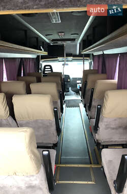 Микроавтобус Iveco Daily 2003 в 