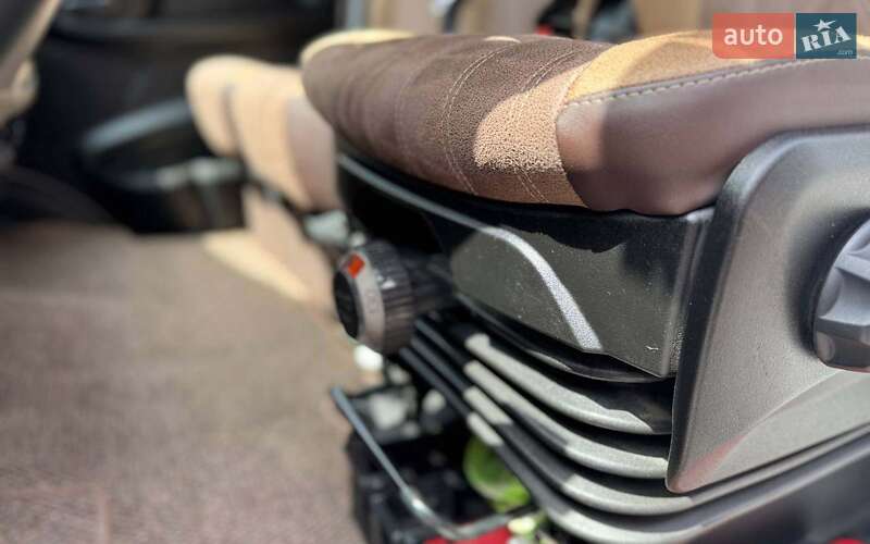 Микроавтобус Iveco Daily 2020 в Черновцах