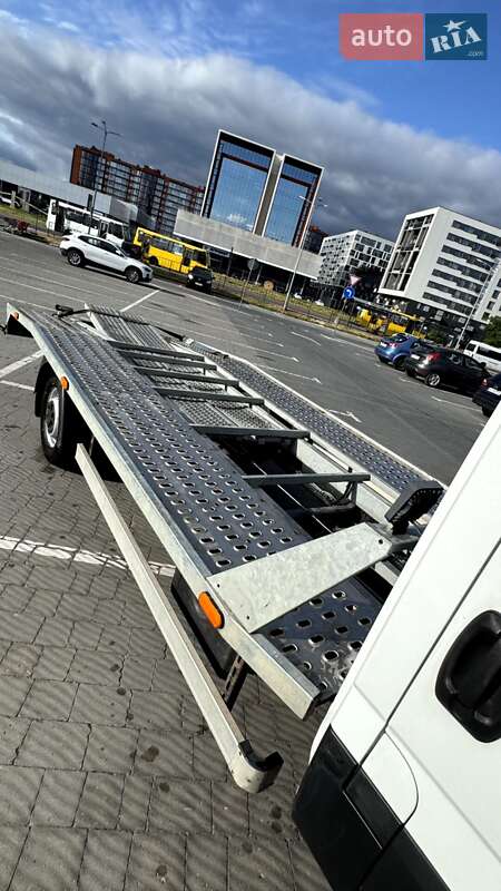 Автовоз Iveco Daily 2016 в Львові