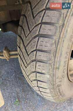 Грузовой фургон Iveco Daily 1999 в 