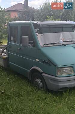 Эвакуатор Iveco Daily 1999 в 