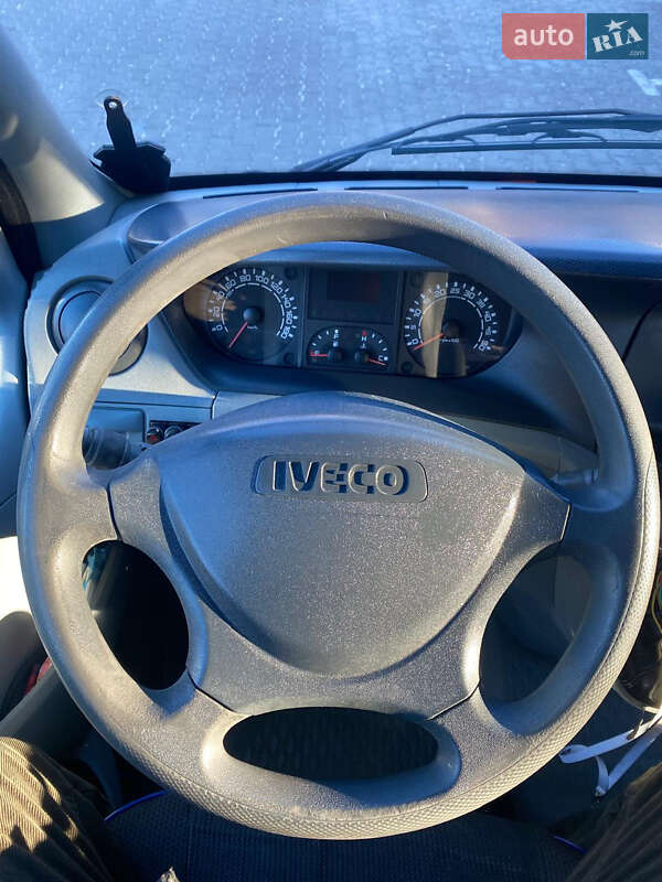 Грузовой фургон Iveco Daily 2009 в Черновцах
