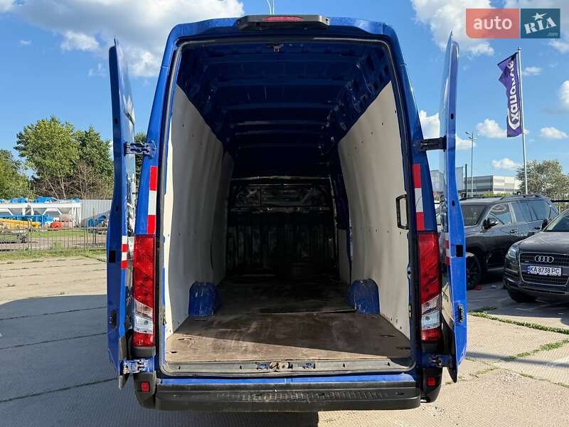 Грузовой фургон Iveco Daily 2019 в Киеве
